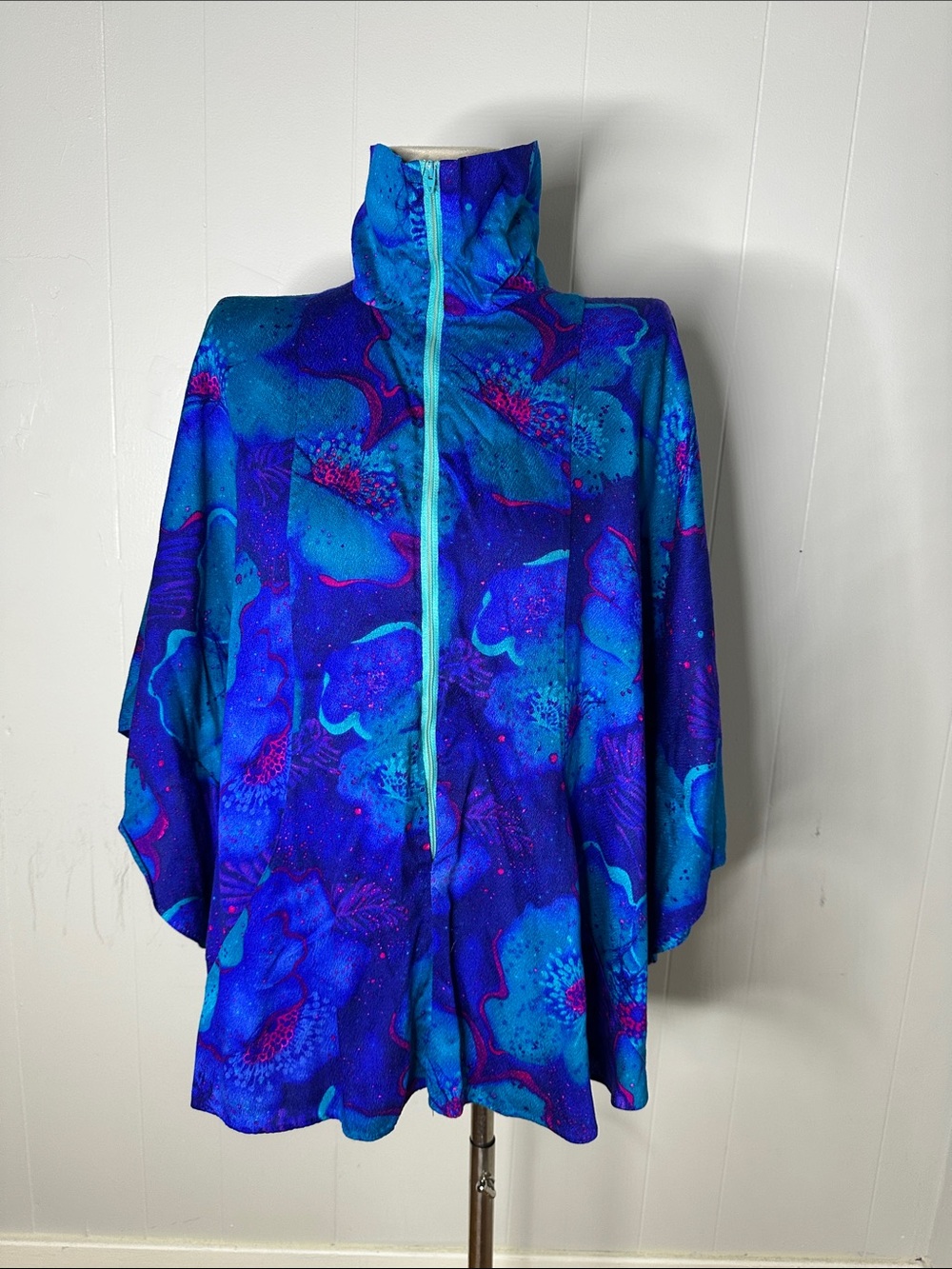 Vintage Barkcloth Zip Front Floral Caftan Top One Size